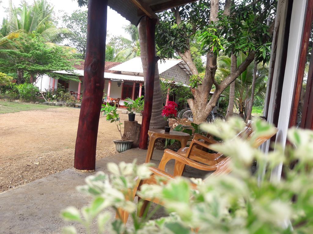 Sigiri Picaso Home Stay Sigirîya Chambre photo