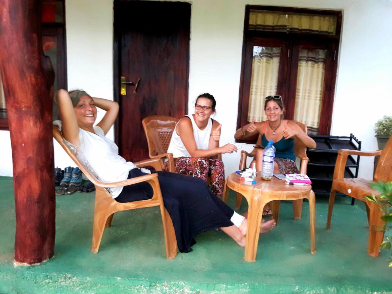 Sigiri Picaso Home Stay Sigirîya Extérieur photo