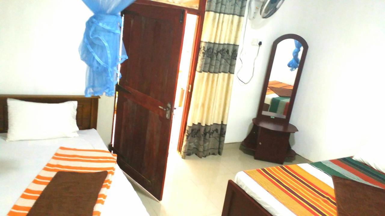Sigiri Picaso Home Stay Sigirîya Extérieur photo