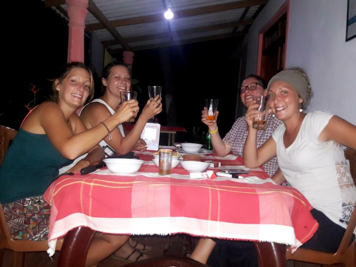 Sigiri Picaso Home Stay Sigirîya Extérieur photo